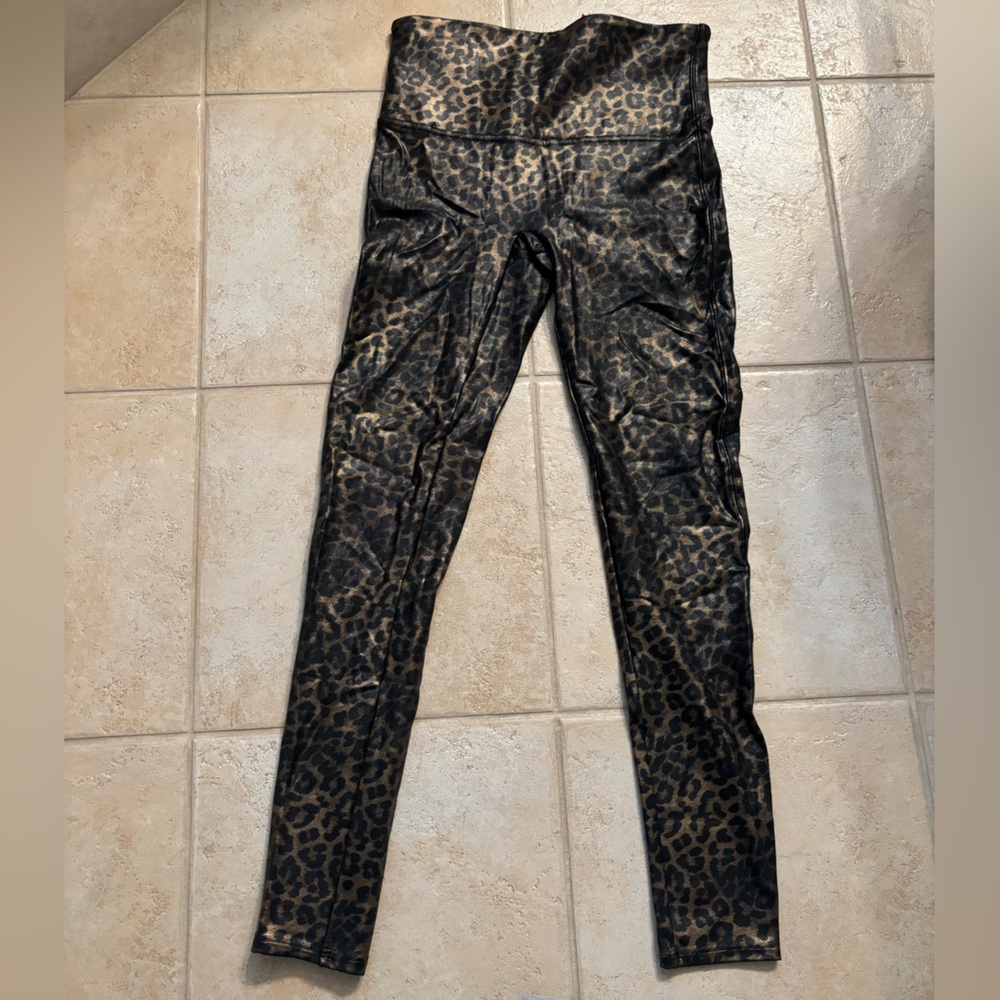Leopard print spanx leggings